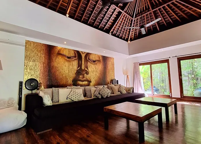 Villa Naty - 6 Bedrooms Luxury Canggu (Bali)