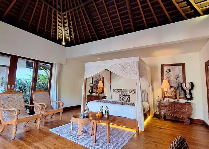 Naty - 6 Bedrooms Luxury Villa