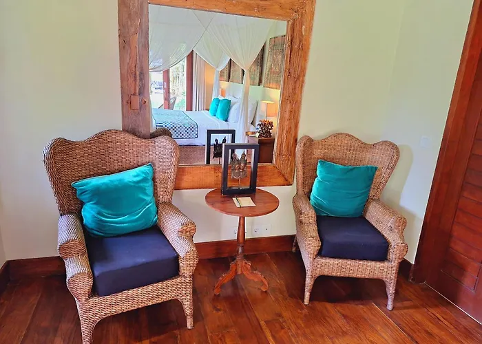 Naty - 6 Bedrooms Luxury Villa Canggu (Bali)