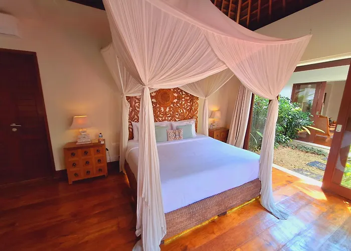Naty - 6 Bedrooms Luxury Villa