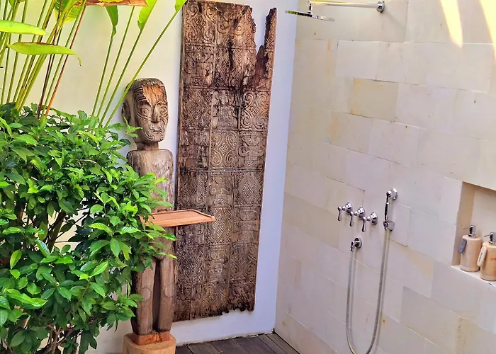 Naty - 6 Bedrooms Luxury Villa *