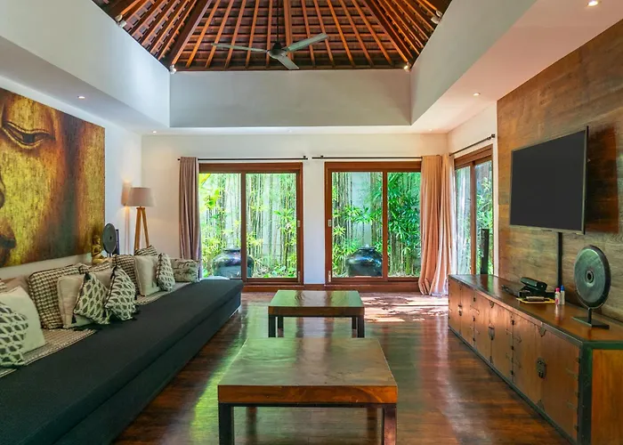 Naty - 6 Bedrooms Luxury Villa *